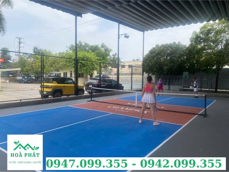 Mái bạt kéo di động sân pickleball