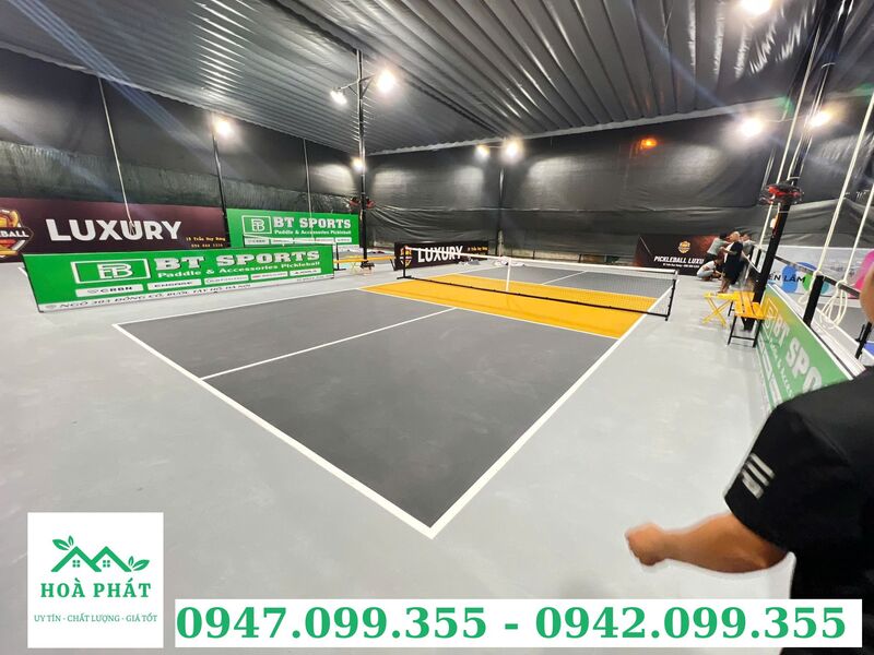 Mái bạt kéo sân pickleball