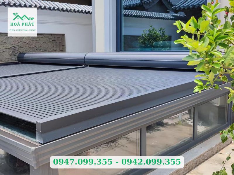 Công trình mái nhôm cuốn che nắng: Sưu tầm
