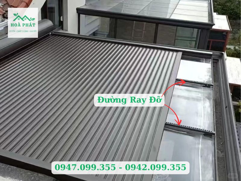 Đường trượt đỡ mái nhôm cuốn