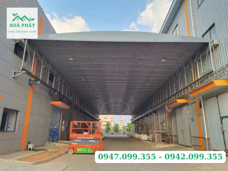 Mái vòm bạt tự động khi bốc xếp hàng